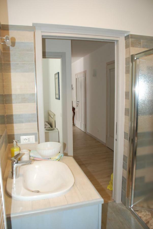 Casa Fanny Lejlighed Limone sul Garda Eksteriør billede